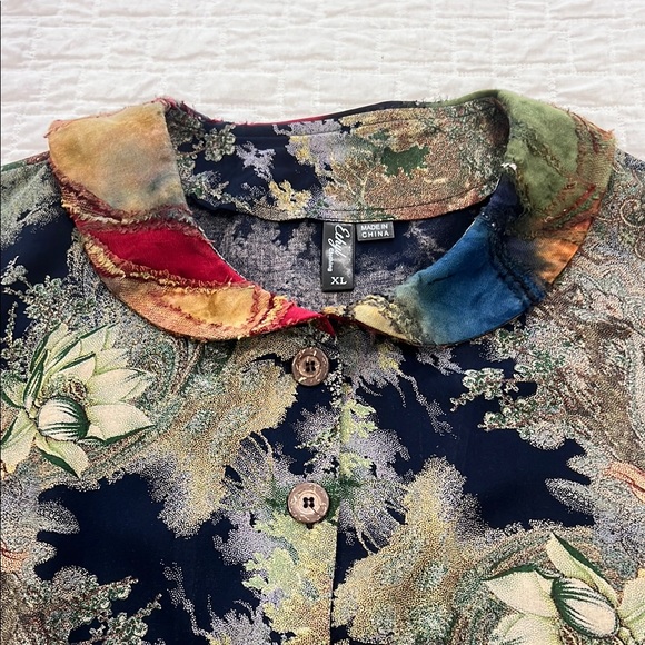 Multicolor Long Sleeve Top - Picture 4 of 9